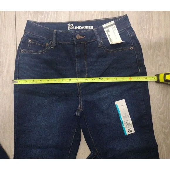 No Boundaries | Stretch Denim | Bootcut Jeans | Size 6 | NWT - Picture 10 of 12
